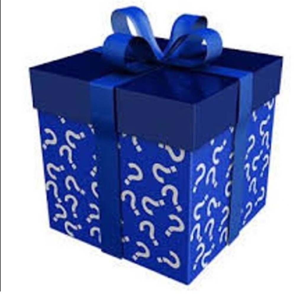 Boys Mystery Box : 3T